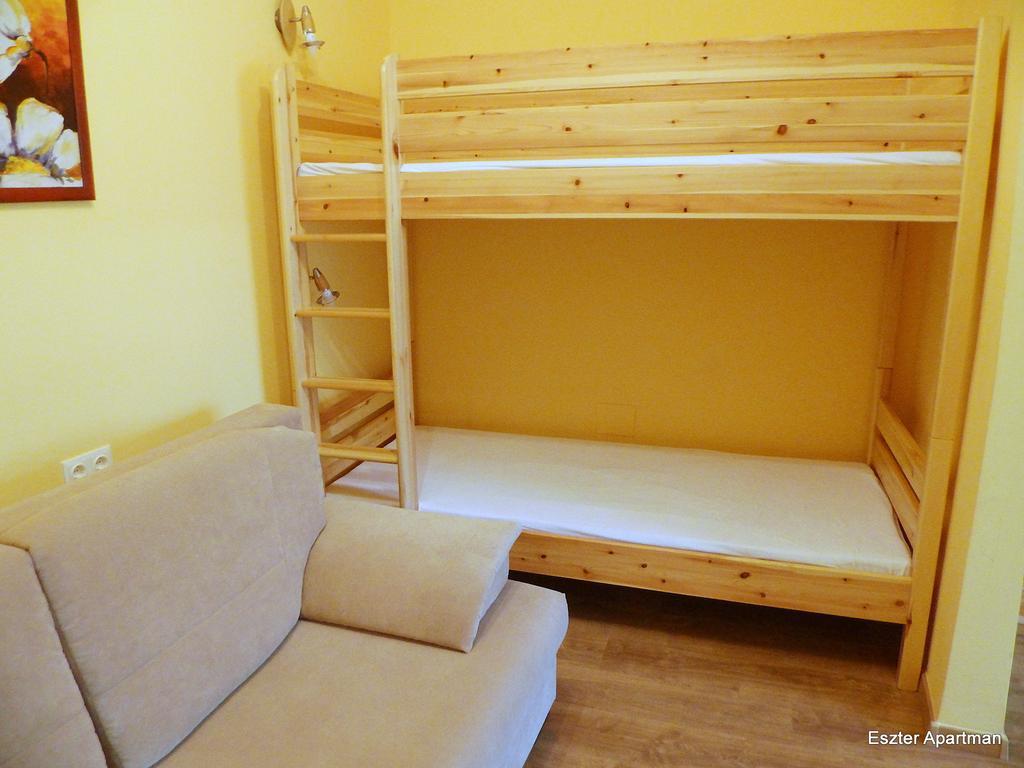 Eszter Apartman Bekescsaba Luaran gambar