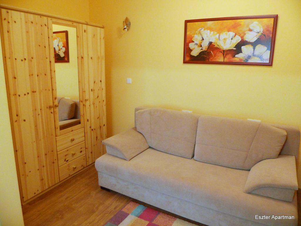 Eszter Apartman Bekescsaba Luaran gambar