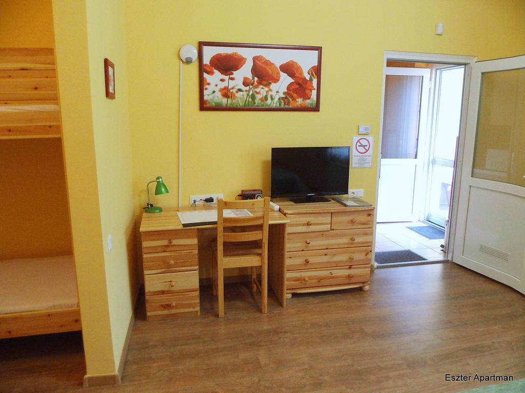 Eszter Apartman Bekescsaba Luaran gambar