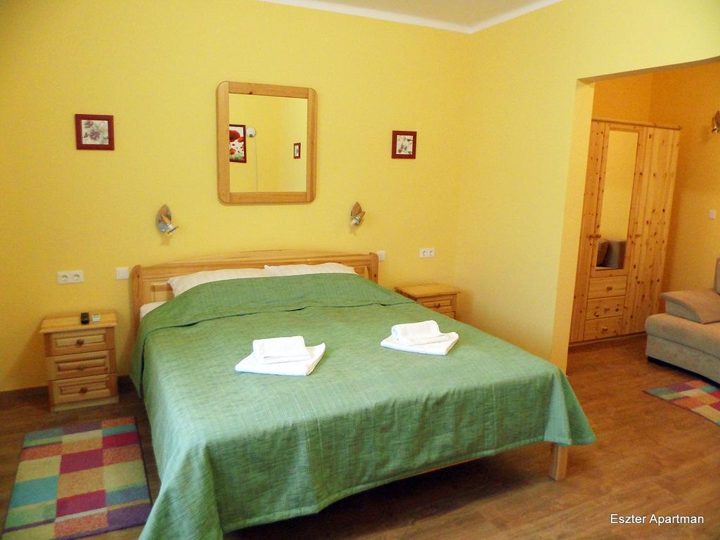 Eszter Apartman Bekescsaba Luaran gambar