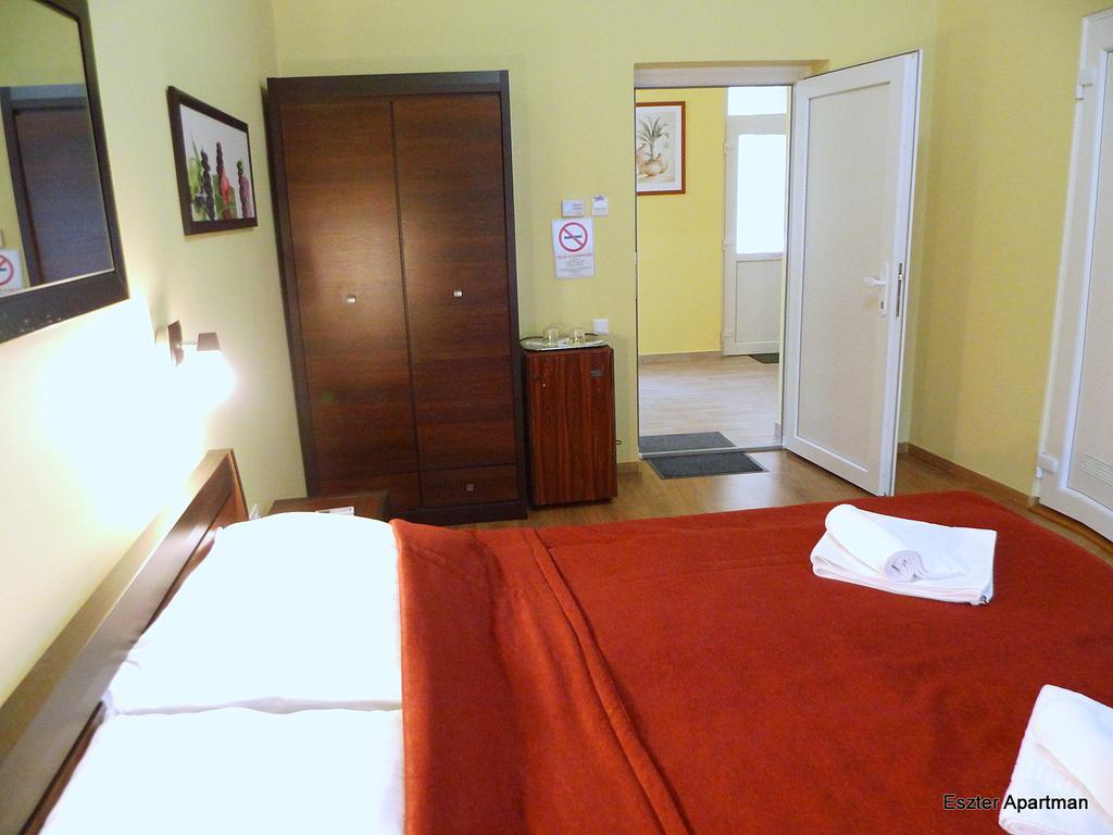 Eszter Apartman Bekescsaba Luaran gambar